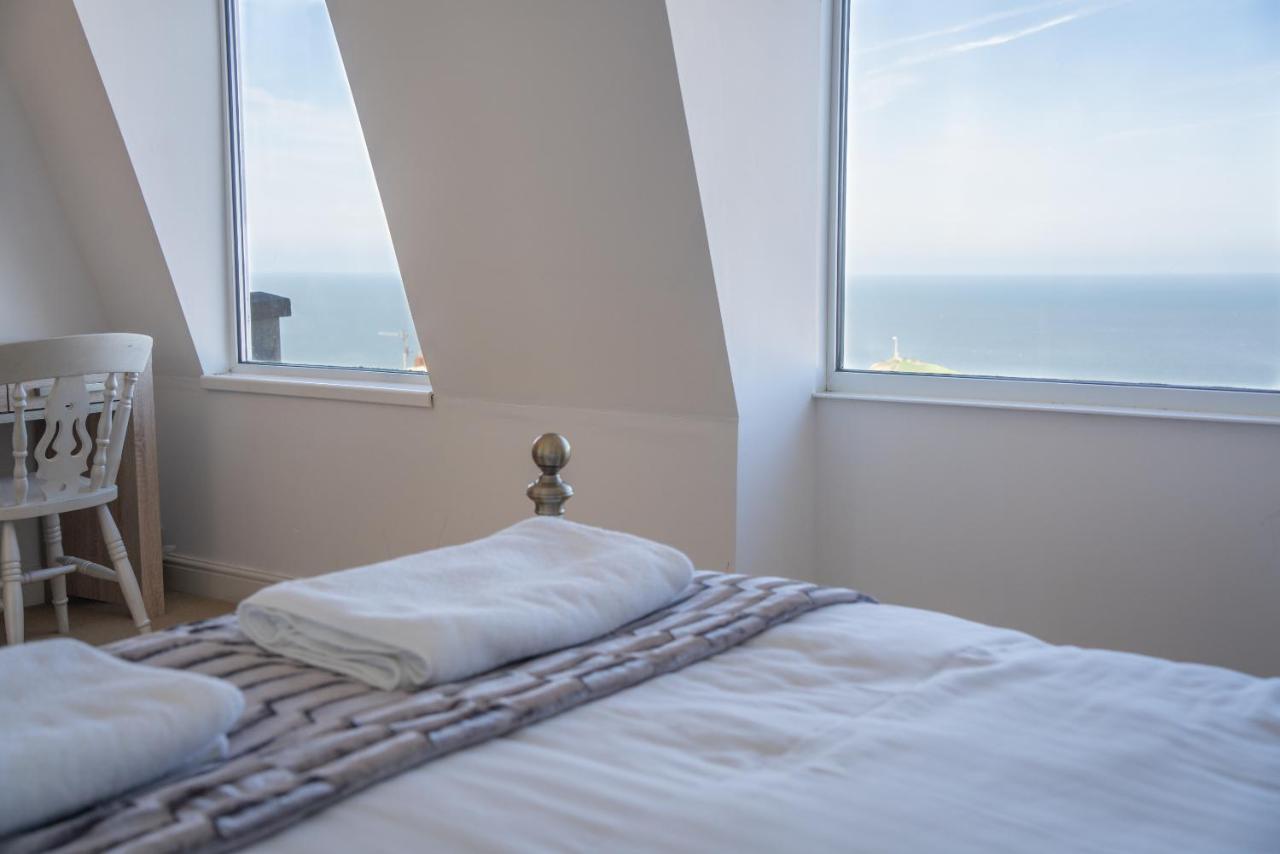 Spacious 4 Bed Victorian House With Sea Views Tjs4Tt Ilfracombe Exterior photo